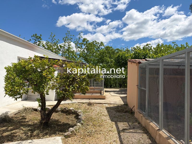 Foto 4d9a6a56-c9b9-4648-b033-67458e2e4bdb. Xalet amb calefacció aparcament a Sant Josep-Zona Hospital Ontinyent