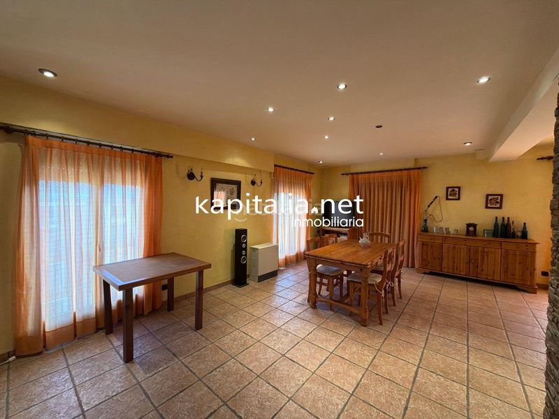 Foto 061b42fd-0e47-4333-a31a-824da2ca99c1. Casa amb calefacció a Cocentaina