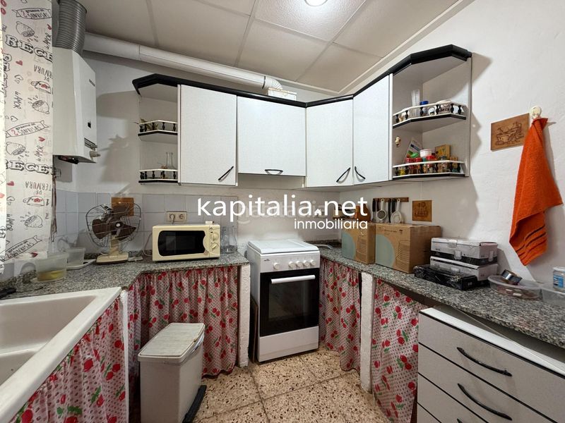 Foto 660a02af-c5b7-4a18-a3fb-054ad654bd9e. Xalet amb aparcament a Albaida