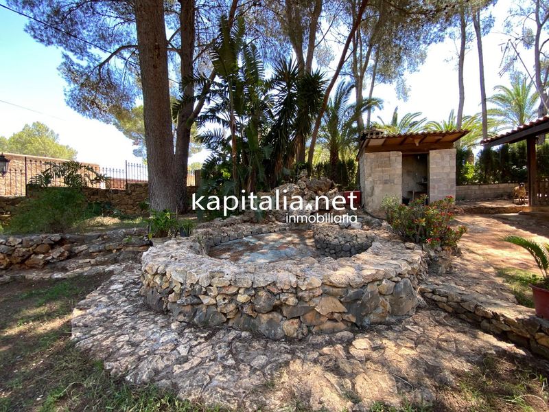Foto 2e531cf3-7f77-4546-81bb-147743ff339c. Xalet amb piscina a Alberic