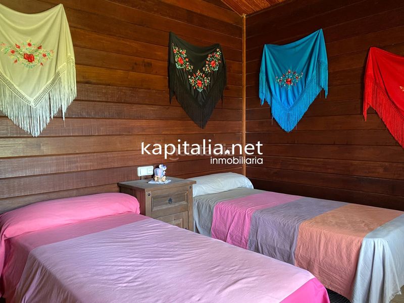 Foto 84f42021-e316-4994-97e1-0a265c956cbf. Xalet amb piscina a Alberic