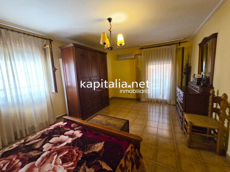 Foto 2a9a61fe-4b74-45d2-a5c1-e3261dc9732a. Casa a Centro Ontinyent