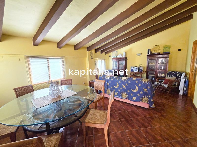 Foto dabb8cef-7f17-422e-bad1-c6aec72210fe. Casa a Centro Ontinyent