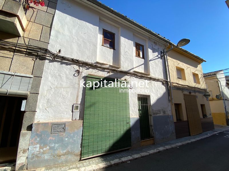 Foto 2e6dac9d-a790-4f58-9c51-a49fa0d1f136. Casa a Llosa de Ranes
