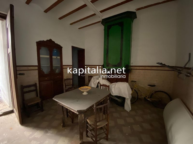 Foto dcbe0d93-62f6-425b-8bee-e6bfa619745c. Casa a Llosa de Ranes