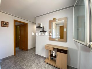 Etagenwohnung in Carcaixent. Gran piso en venta en el centro de carcaixent
