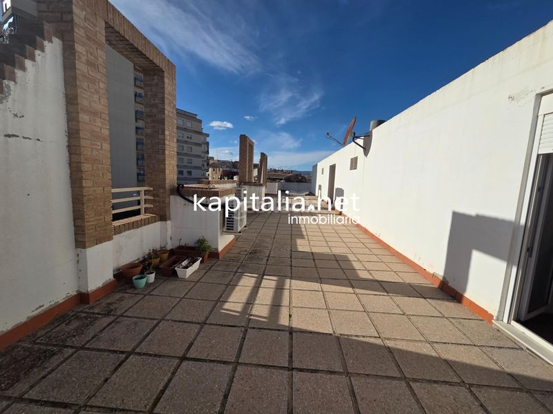 Foto 5da03bdb-86eb-4c00-91bc-19e2f68d3241. Pis a Centro Ontinyent