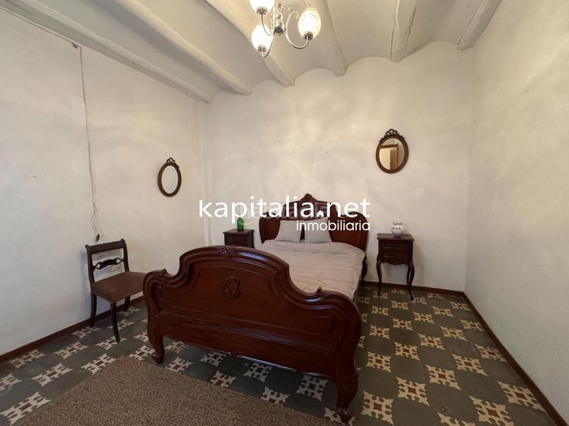 Foto 0a473e17-91f8-4ed7-9df4-ce2089afee4c. Casa a Centro Ontinyent