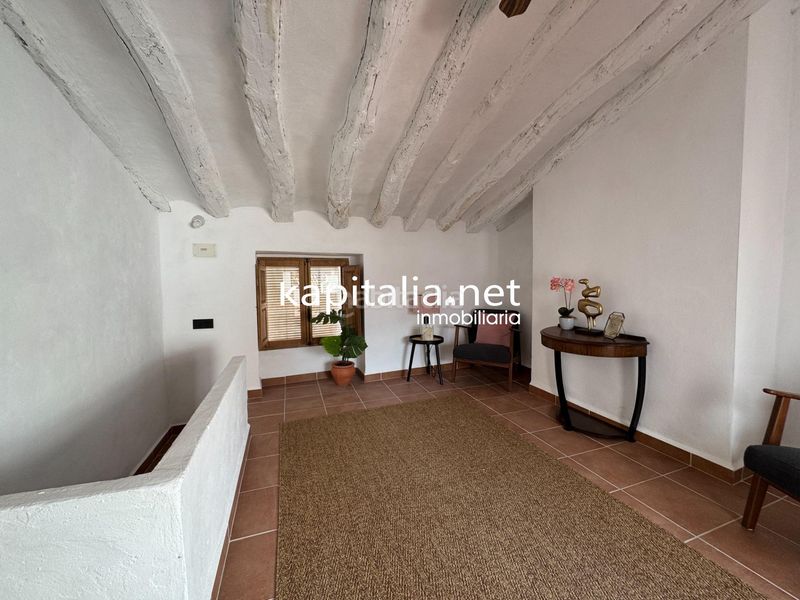 Foto 50dc143b-20df-461c-a983-4bbde978c623. Casa a Centro Ontinyent