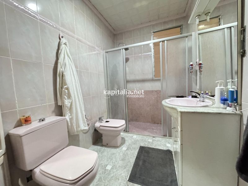 Foto f0d72bba-4e4c-4ce3-a28d-c93e71997c6c. Pis a Benigànim