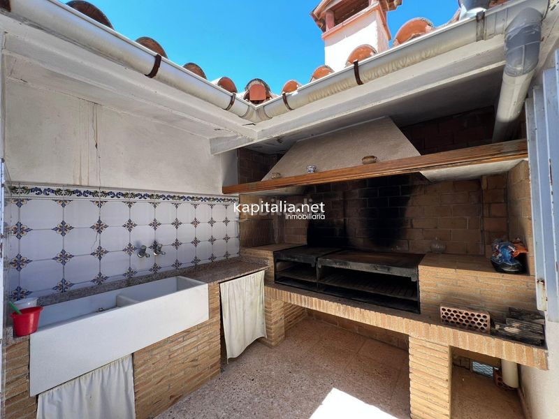 Foto 584d7e5c-e5e9-4590-85ae-afc87aefd02d. Chalet  a la venta en El Pilar Ontinyent