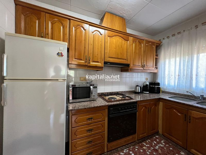 Foto 75d009f6-5ce1-42a6-b47d-f25f18c948a3. Chalet  a la venta en El Pilar Ontinyent