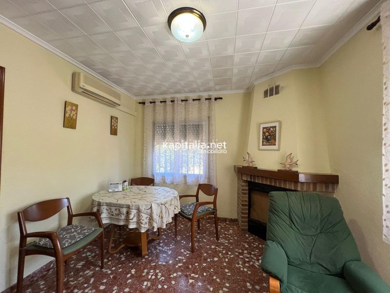Foto ef38caaf-c54b-4601-a61d-0a94958e676c. Chalet  a la venta en El Pilar Ontinyent