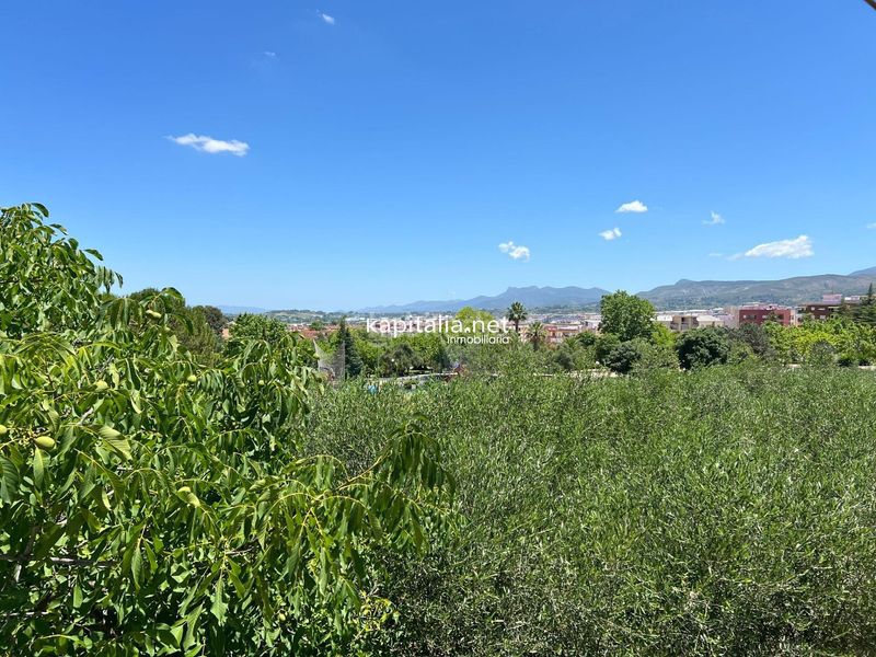 Foto f3ea8c66-cd4d-4b97-9125-3a6a20ed3d4f. Chalet  a la venta en El Pilar Ontinyent
