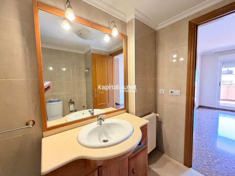 Foto b298d680-f86d-4a7c-8afd-c621d86d0fb5. Pis amb calefacció aparcament piscina a Zona Nord Alcoi