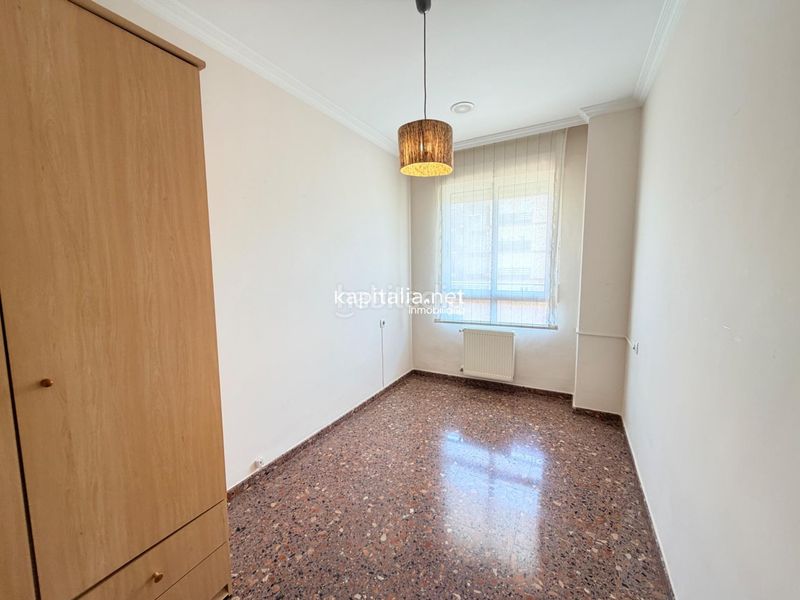 Foto db3f0f55-552c-4570-9e95-b433df65f5e5. Pis amb calefacció aparcament piscina a Zona Nord Alcoi