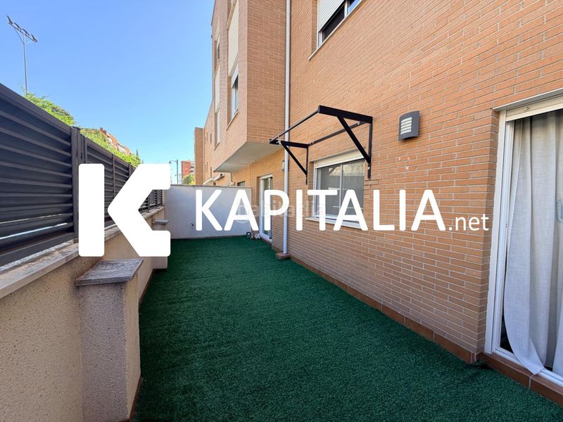 Foto 48bfcabe-ed33-4fb4-84eb-be04e3a6497b. Pis amb calefacció aparcament piscina a Eixample Alcoi