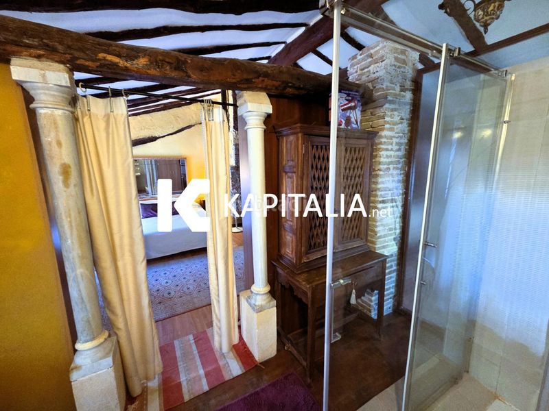 Foto b0716b54-5490-43b7-bd99-15ed466a3cc6. Masia a Centro Ontinyent