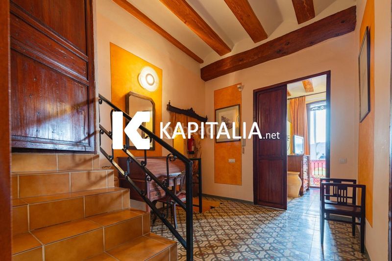 Foto f6b675ad-aa5f-45da-8c1a-0a8f43bb9b69. Masia a Centro Ontinyent
