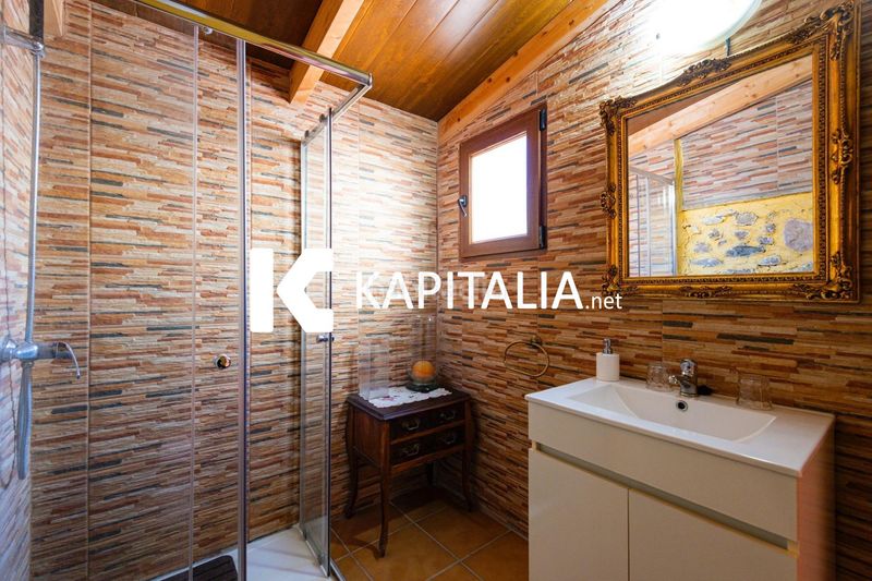 Foto ffa262ee-0171-4791-bd35-b409ba012b76. Masia a Centro Ontinyent