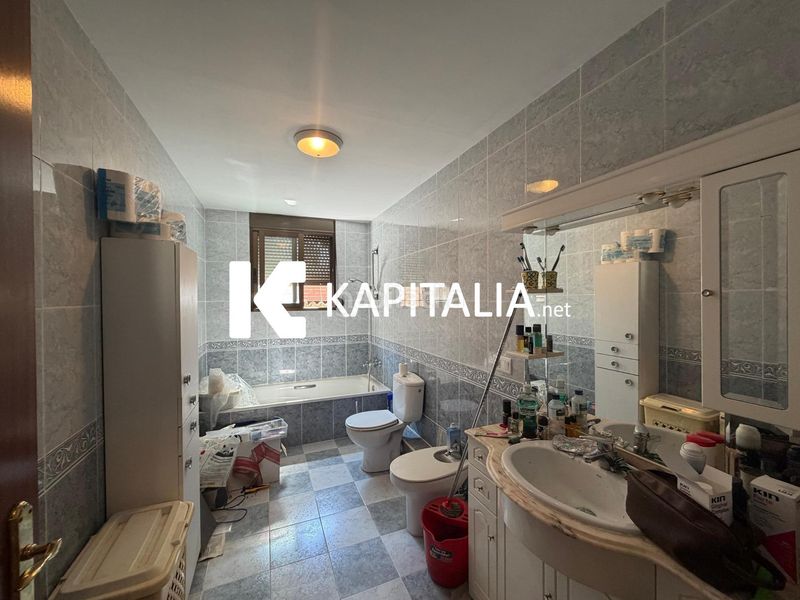 Foto 00ec2a8e-831f-4616-8828-18fcc1dfaaac. Casa amb aparcament a Llutxent