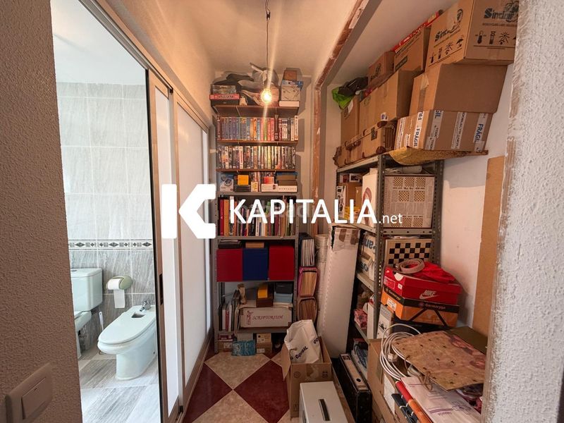 Foto 7e9c696e-8485-4933-a771-96a70c7f39b8. Casa amb aparcament a Llutxent