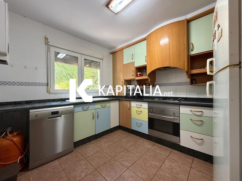 Foto 4d5a9bd8-7173-42b3-9086-93e5a57e753f. Xalet amb calefacció a Centro Ontinyent