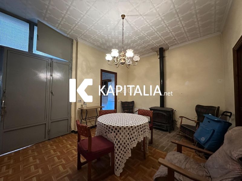 Foto c2142d39-a3c5-4131-81aa-08da6be10e8a. Casa a Llutxent