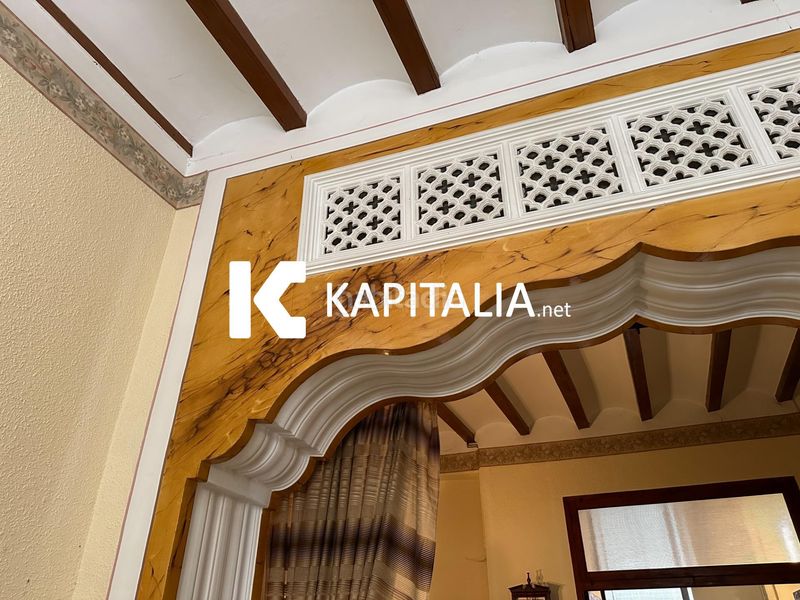 Foto ee0b650e-a4d6-4cad-8069-1263de35decd. Casa a Llutxent