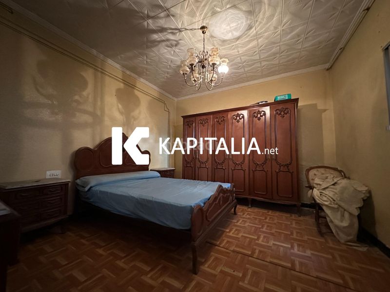 Foto f21c5a29-d3fa-4714-ba8c-688d2339d2d7. Casa a Llutxent