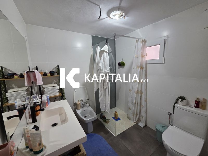 Foto 5236ba8a-2e73-47e3-a55d-8bd66b8657fc. Casa a Centro Ontinyent
