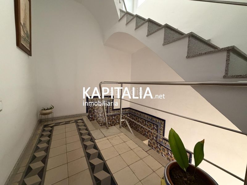 Foto 0cfb36e2-d5c2-4639-99bd-98eb1006a806. Casa amb aparcament a Centro Ontinyent