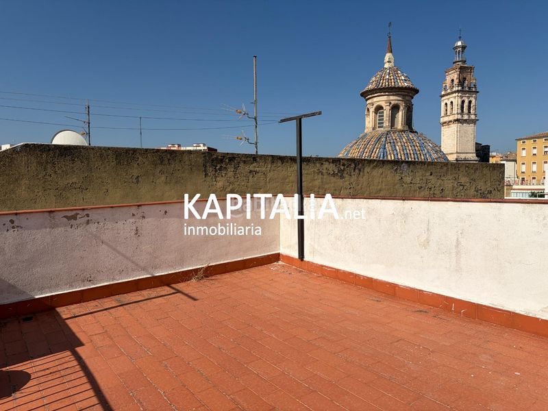 Foto 4ab75223-9d8a-4198-9c99-51395b0de1a6. Casa amb aparcament a Centro Ontinyent
