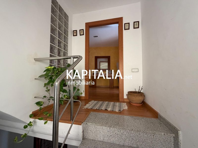 Foto 510fca4d-d202-419f-8978-b8f47a5a0377. Casa amb aparcament a Centro Ontinyent