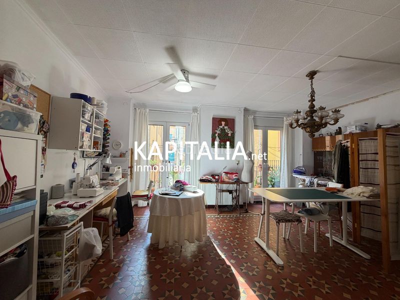 Foto 539a2c71-cb7e-415e-8697-44346a8121ec. Casa amb aparcament a Centro Ontinyent
