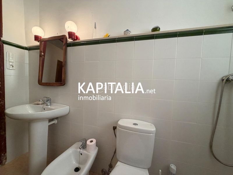 Foto 9a2c0999-fd06-41d4-a745-b82dc01633fe. Casa amb aparcament a Centro Ontinyent