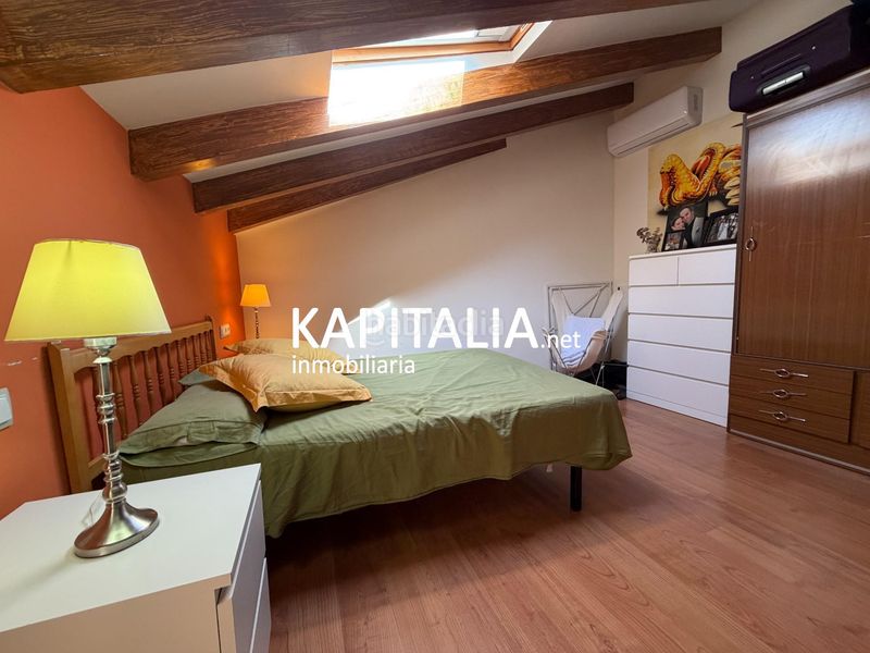 Foto bd06df75-89ba-4e9b-97ad-84928695423f. Casa amb aparcament a Centro Ontinyent