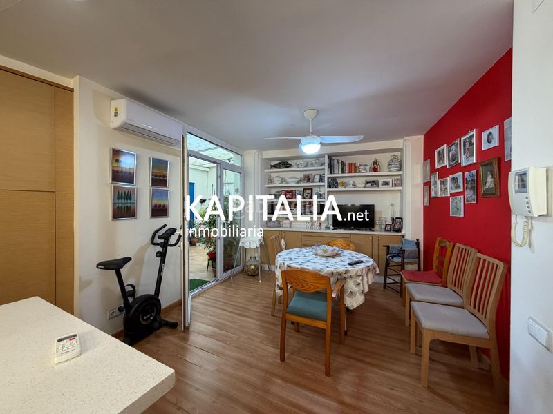 Foto d61b025b-4f15-44dd-9cd7-9454d3e674a8. Casa amb aparcament a Centro Ontinyent