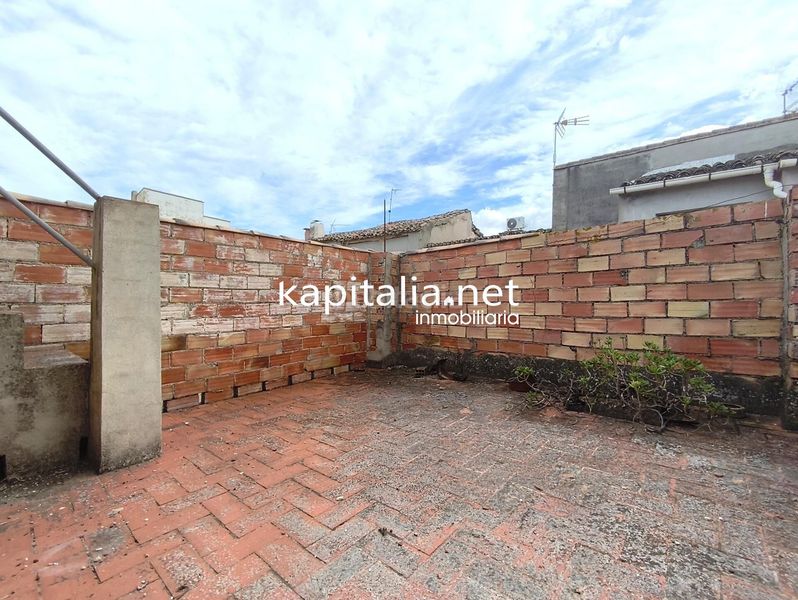 Foto cb6d53bd-bd7a-4124-8150-e771f7c635f1. House with parking in Palomar