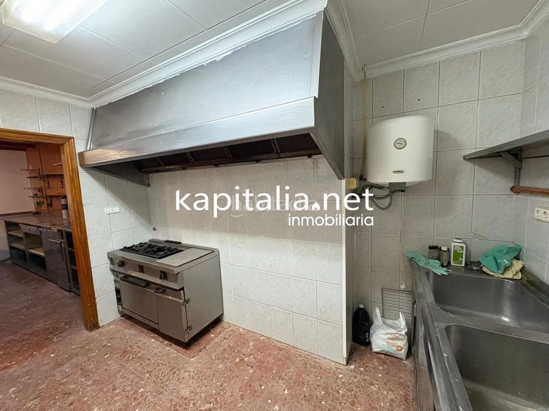 Foto 8edbbe73-bb88-48ea-b4e3-b5a2bbe703a6. Local comercial local comercia o planta baja residencial a la venta en xativa en Xàtiva