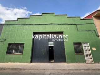 Local Comercial a Calle Venta del Comte