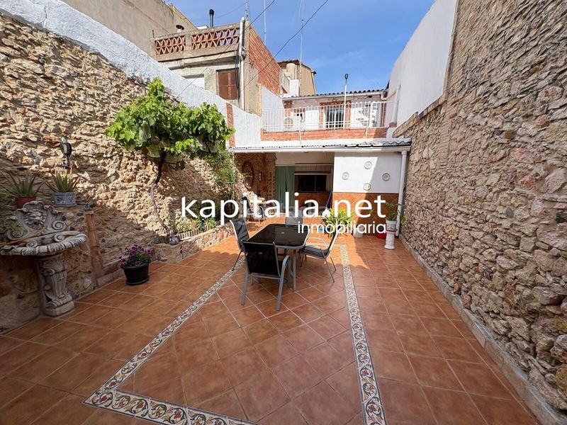 Foto 427ca929-fb96-4d6a-9cc4-6ca8e24f6c07. Casa adosada espectacular casa adosada totalmente reformada y equipada lista para entrar a vivir a la venta en Manuel
