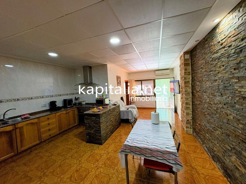 Foto 4ab05ae8-0250-4557-bc2d-718aca65cfc4. Casa adosada espectacular casa adosada totalmente reformada y equipada lista para entrar a vivir a la venta en Manuel