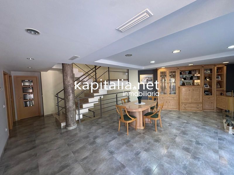 Foto 21f5381a-3d6f-4f99-b787-5d278d7ce249. Reihenhaus mit parking pool in Alcúdia de Crespins (l´)