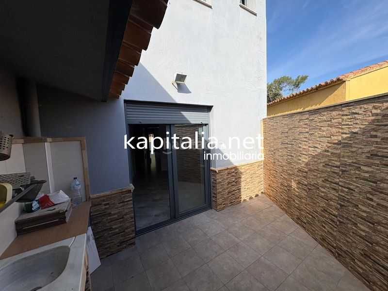 Foto 670cf40e-2324-4698-9579-4ed05e19ac2b. Reihenhaus mit parking pool in Alcúdia de Crespins (l´)