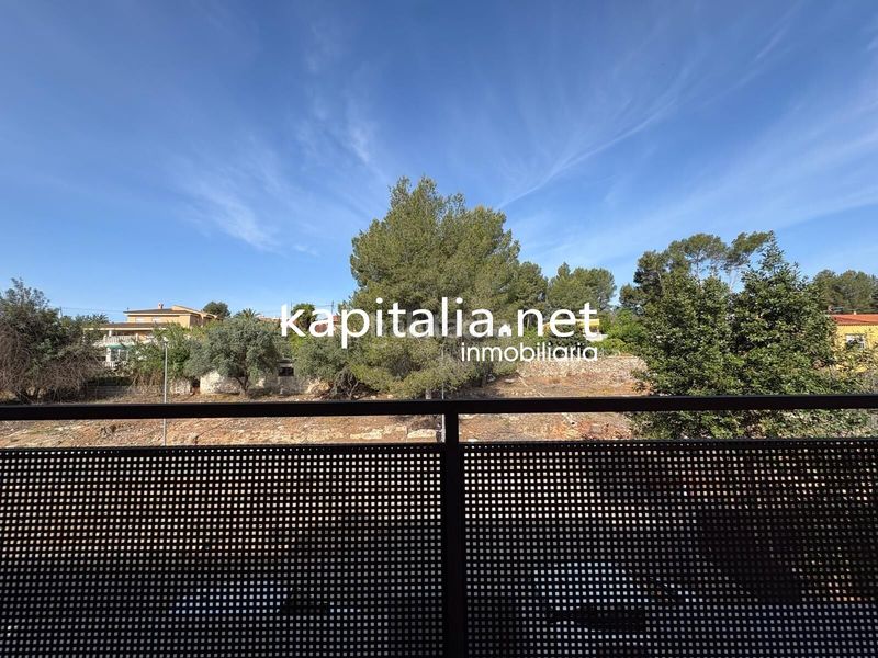 Foto beb851e2-08fb-409c-a4bc-972494da3815. Reihenhaus mit parking pool in Alcúdia de Crespins (l´)