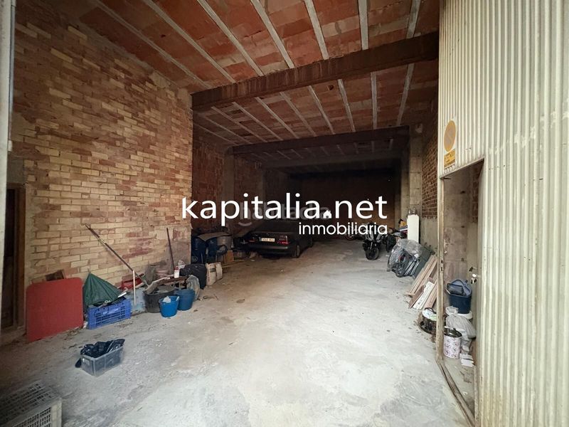 Foto ecc45668-2adb-4e36-ae46-f3dd74ebc66e. Casa edificio de 3 plantas para terminar de construir a la venta en Manuel