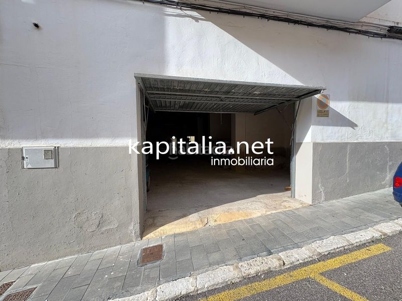Foto 19f0d29f-9ea5-4731-bfd0-9e31583fbde6. Planta baixa amb aparcament a Llosa de Ranes