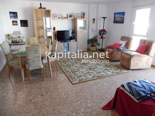 Piso en Albaida. Piso seminuevo a la venta en albaida