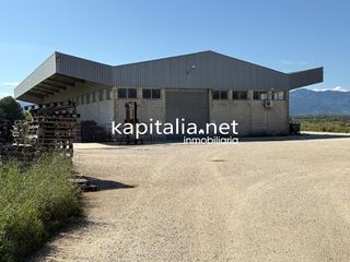 Nau industrial a Quatretonda